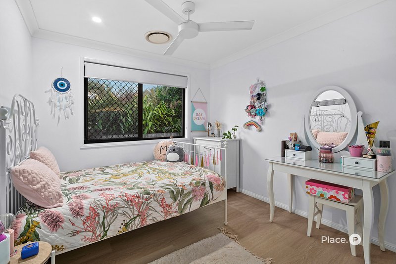 Photo - 3 Othello Court, Eatons Hill QLD 4037 - Image 9