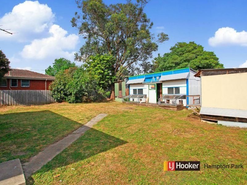 Photo - 3 Outlook Drive, Hampton Park VIC 3976 - Image 13