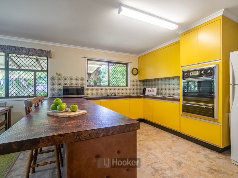 Photo - 3 Owens Street, Boronia Heights QLD 4124 - Image 3