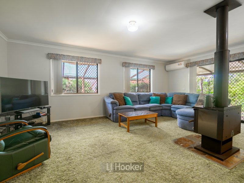 Photo - 3 Owens Street, Boronia Heights QLD 4124 - Image 6