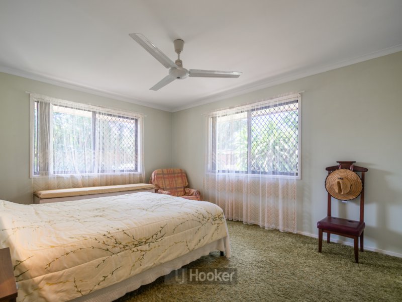 Photo - 3 Owens Street, Boronia Heights QLD 4124 - Image 7