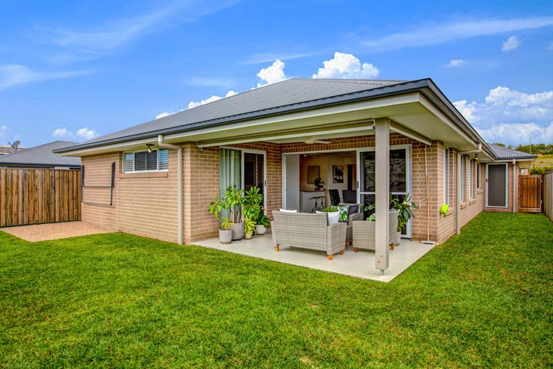 Photo - 3 Palatial Crescent, Narangba QLD 4504 - Image 16