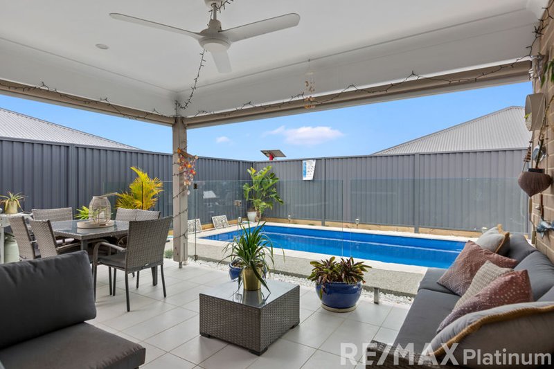 Photo - 3 Palatial Crescent, Narangba QLD 4504 - Image 7