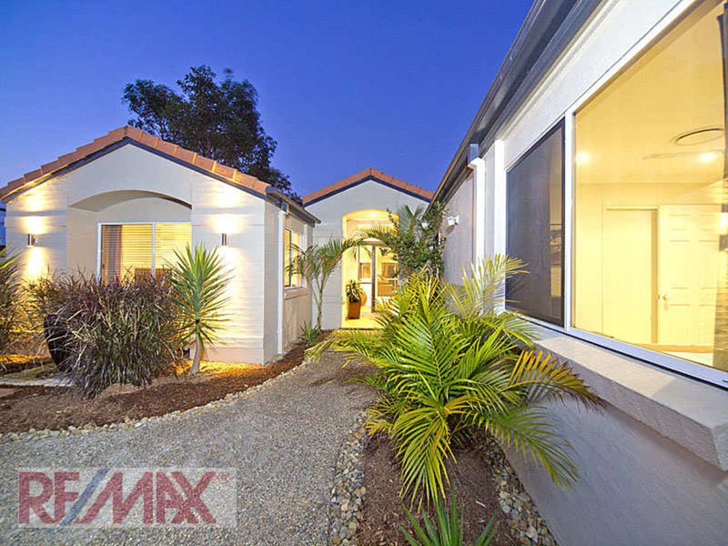 Photo - 3 Palm Court, Albany Creek QLD 4035 - Image 7