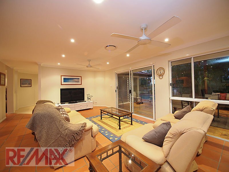 Photo - 3 Palm Court, Albany Creek QLD 4035 - Image 10