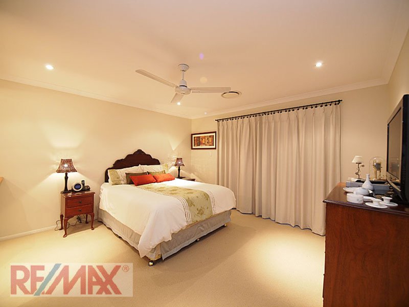 Photo - 3 Palm Court, Albany Creek QLD 4035 - Image 17