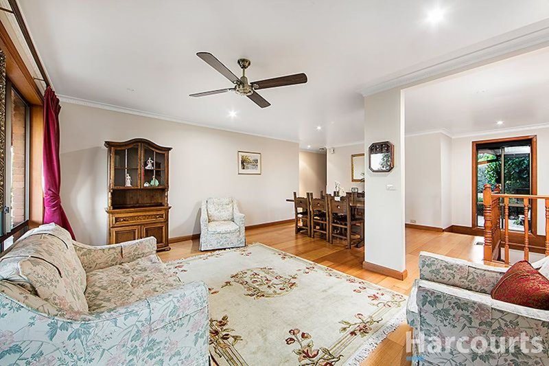 Photo - 3 Palmerston Crescent, Wheelers Hill VIC 3150 - Image 3