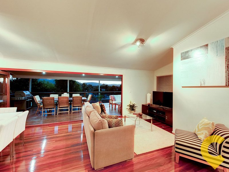 Photo - 3 Pandorea Street, Everton Hills QLD 4053 - Image 8