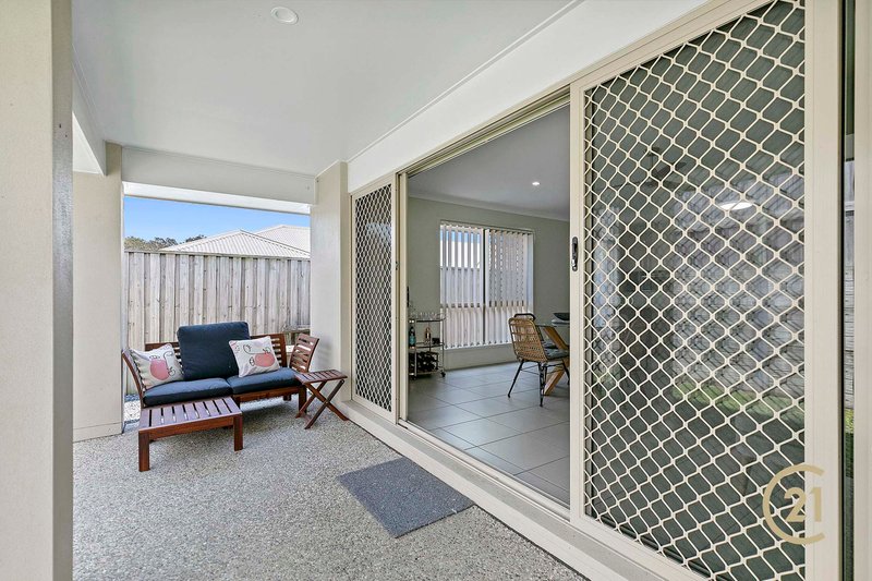 Photo - 3 Panorama Place, Upper Kedron QLD 4055 - Image 17