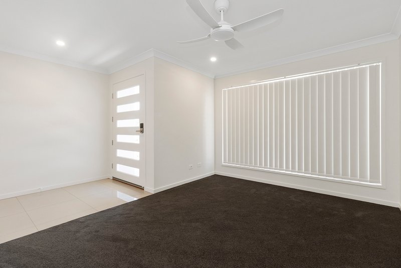 Photo - 3 Pansy Street, Ripley QLD 4306 - Image 6