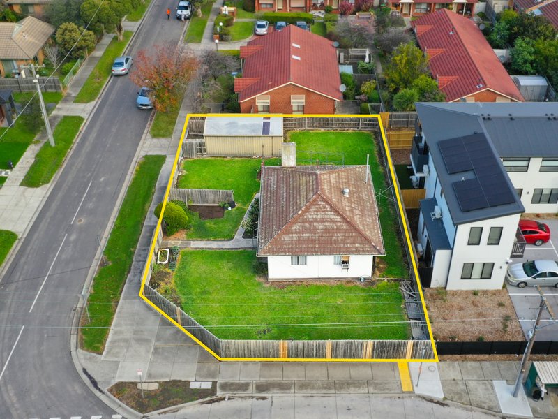 Photo - 3 Paperbark Street, Doveton VIC 3177 - Image 2