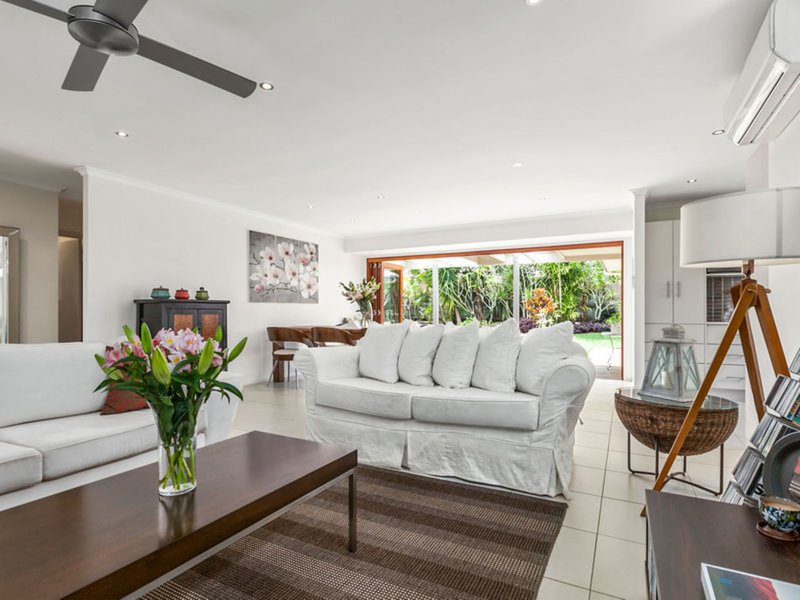 Photo - 3 Parakeet Crescent, Peregian Beach QLD 4573 - Image 4