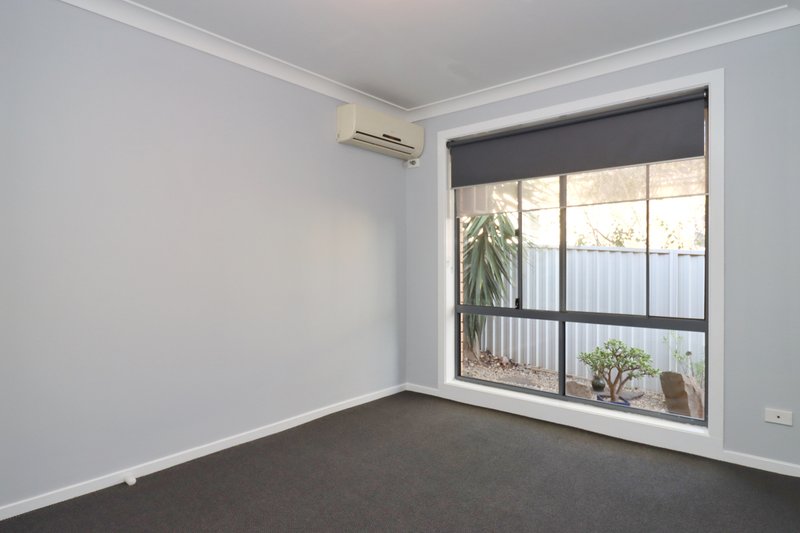 Photo - 3 Paris Place, Cowra NSW 2794 - Image 11