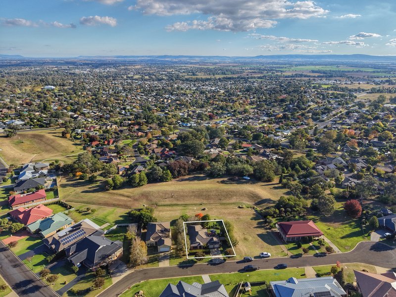 Photo - 3 Paris Place, Cowra NSW 2794 - Image 20