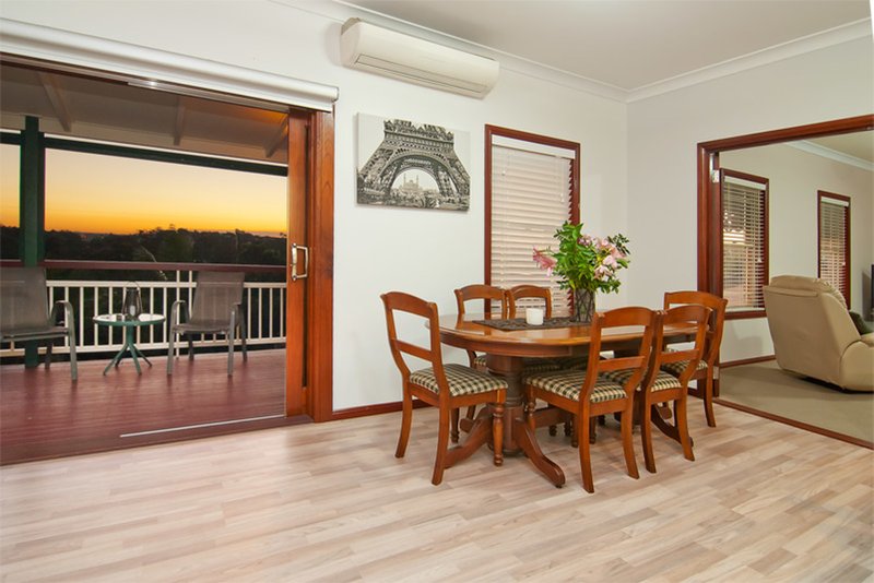 Photo - 3 Parkana Crt , Rochedale South QLD 4123 - Image 10