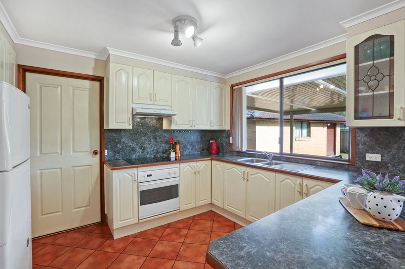 Photo - 3 Parkdale Avenue, Horsley NSW 2530 - Image 3