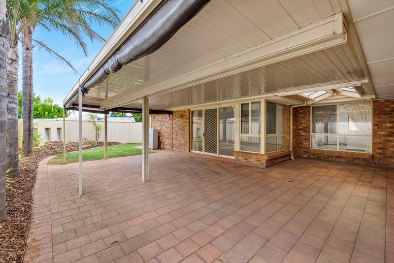 Photo - 3 Parkway Circuit, Parafield Gardens SA 5107 - Image 18