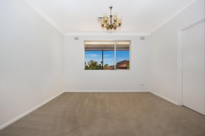 Photo - 3 Paroo Street, Greystanes NSW 2145 - Image 4