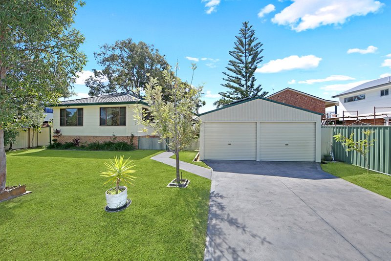 3 Parraweena Road, Gwandalan NSW 2259