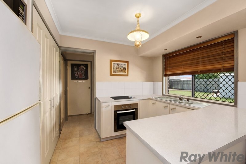 Photo - 3 Parsons Boulevard, Deception Bay QLD 4508 - Image 2