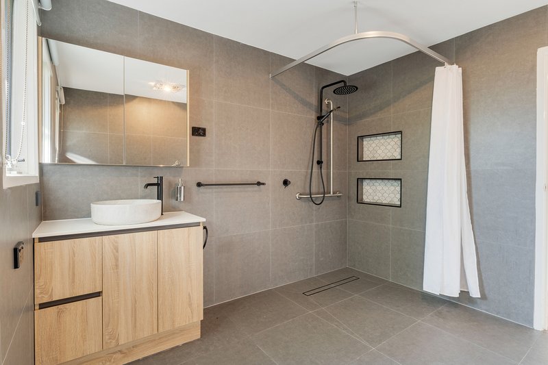 Photo - 3 Parton Place, Craigieburn VIC 3064 - Image 15
