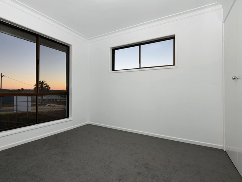 Photo - 3 Pascoe Lane, Harlaxton QLD 4350 - Image 5