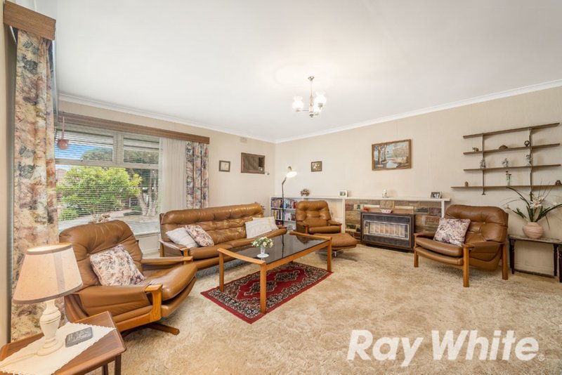 Photo - 3 Paul Road, Forest Hill VIC 3131 - Image 2