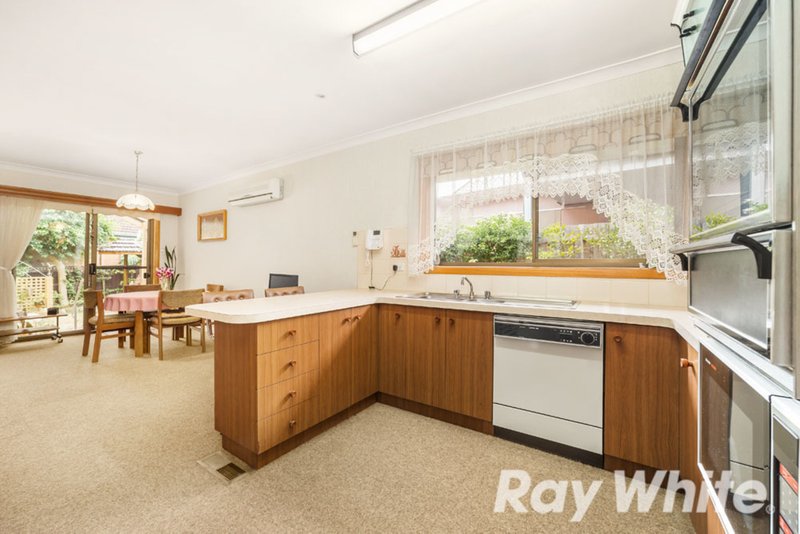 Photo - 3 Paul Road, Forest Hill VIC 3131 - Image 4