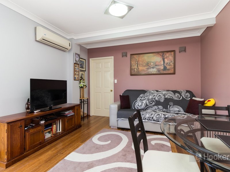 Photo - 3 Pauline Street, Marsden QLD 4132 - Image 9