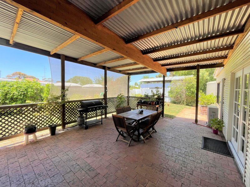 Photo - 3 Peake Terrace, Coonalpyn SA 5265 - Image 3