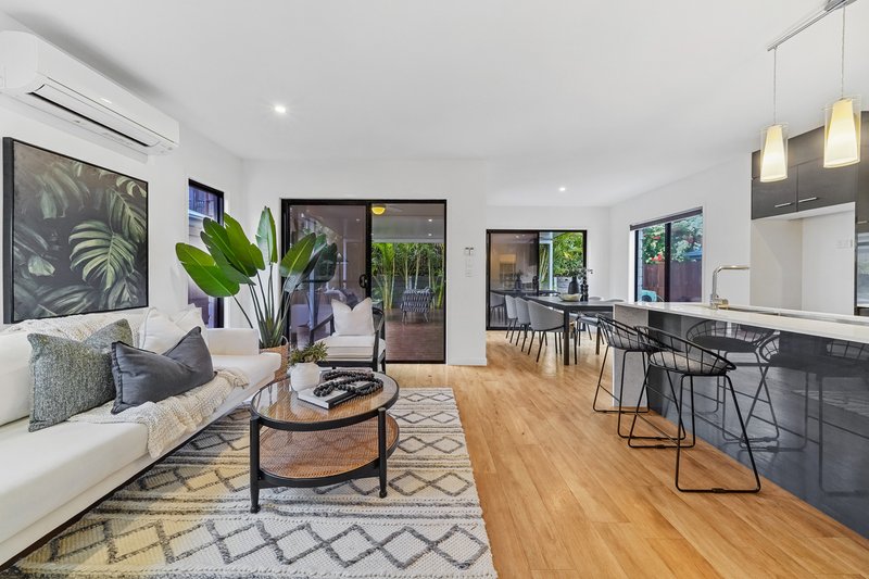 Photo - 3 Peel Street, Holmview QLD 4207 - Image 5