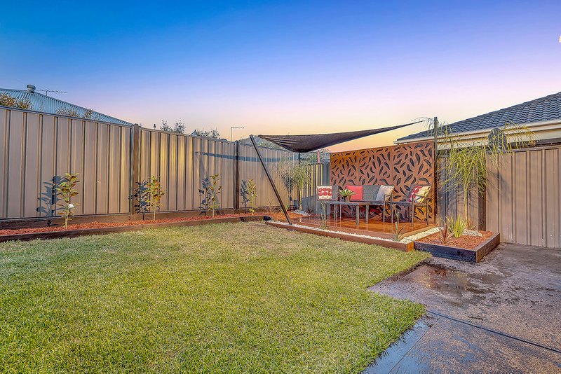 Photo - 3 Penfold Street, Craigieburn VIC 3064 - Image 25