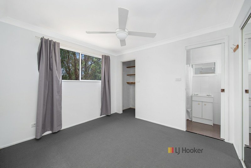 Photo - 3 Penguin Road, Blue Haven NSW 2262 - Image 7