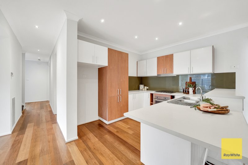 Photo - 3 Penrose Promenade, Tarneit VIC 3029 - Image 9