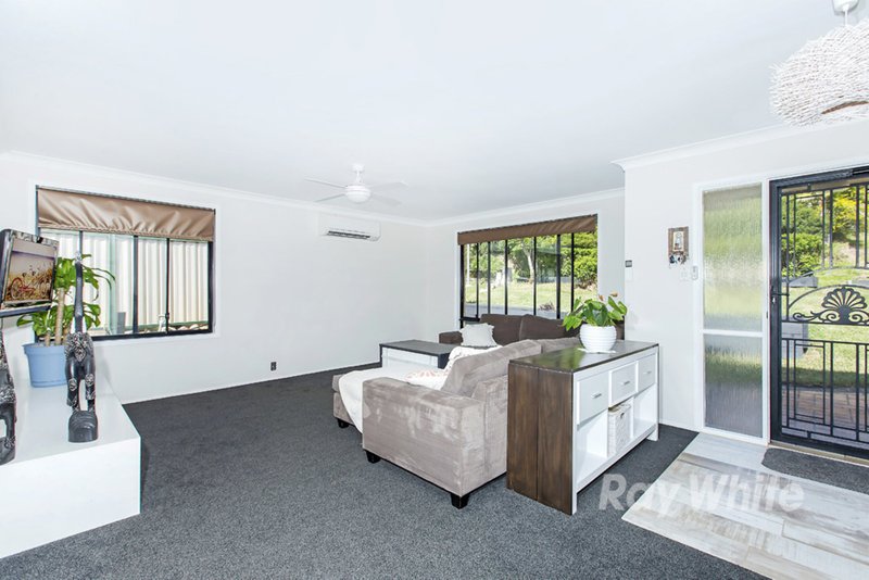 Photo - 3 Peppertree Circuit, Toronto NSW 2283 - Image 6