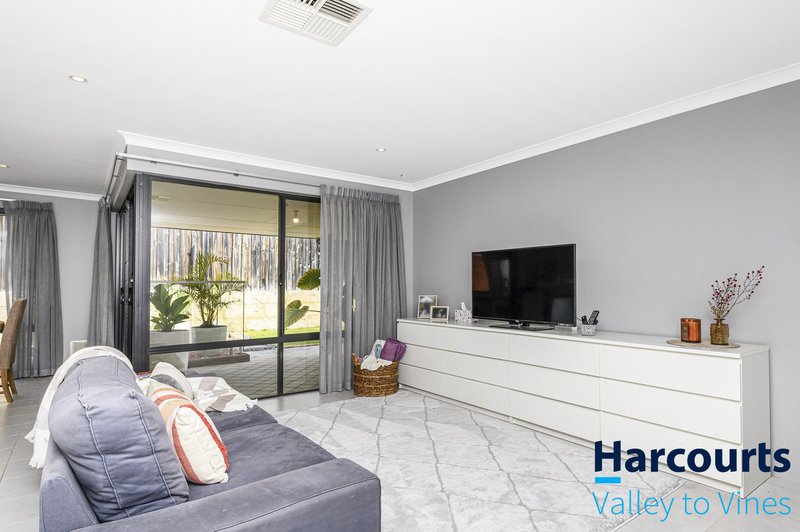 Photo - 3 Peri Link, Ellenbrook WA 6069 - Image 11