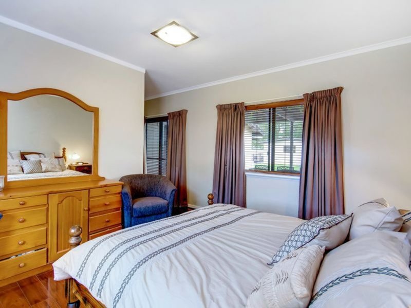 Photo - 3 Peroomba Avenue, Kensington Gardens SA 5068 - Image 8