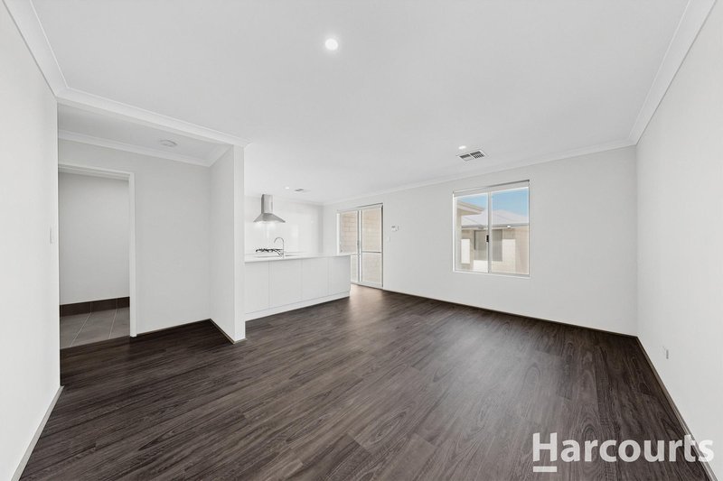 Photo - 3 Perspective Way, Sinagra WA 6065 - Image 10