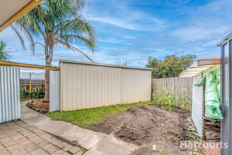 Photo - 3 Phelps Court, Newborough VIC 3825 - Image 11