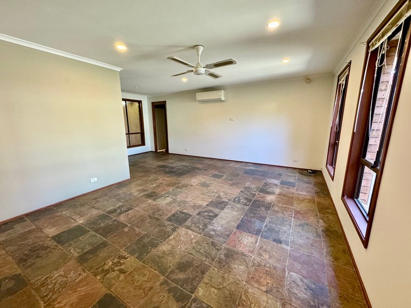 Photo - 3 Phoenix Crescent, Erskine Park NSW 2759 - Image 2