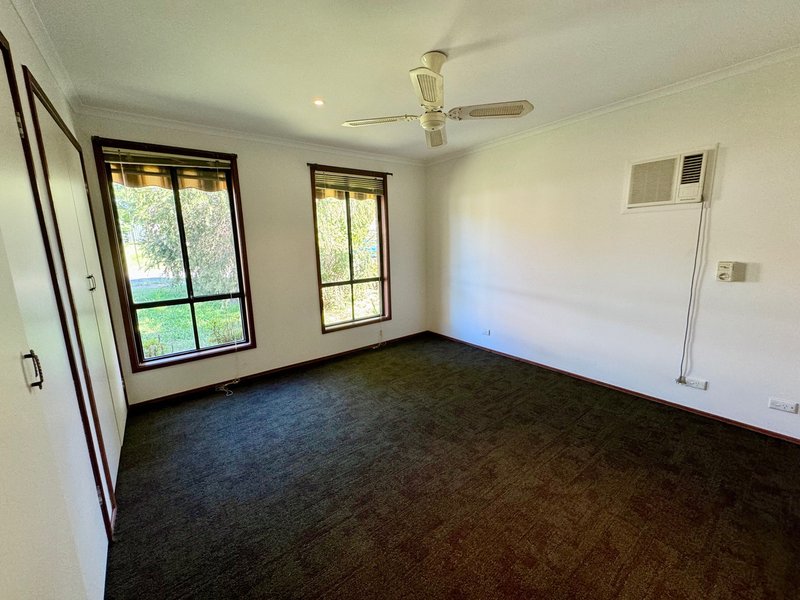 Photo - 3 Phoenix Crescent, Erskine Park NSW 2759 - Image 4
