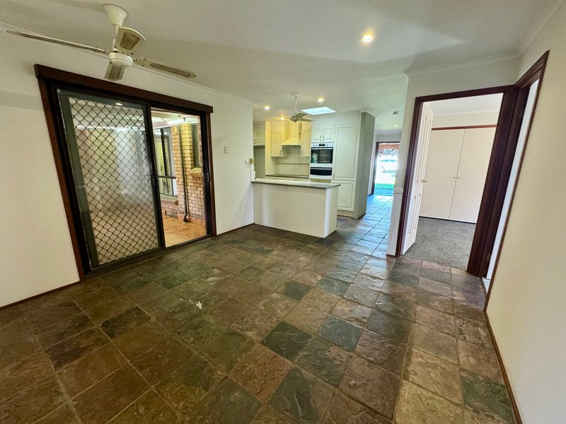 Photo - 3 Phoenix Crescent, Erskine Park NSW 2759 - Image 6