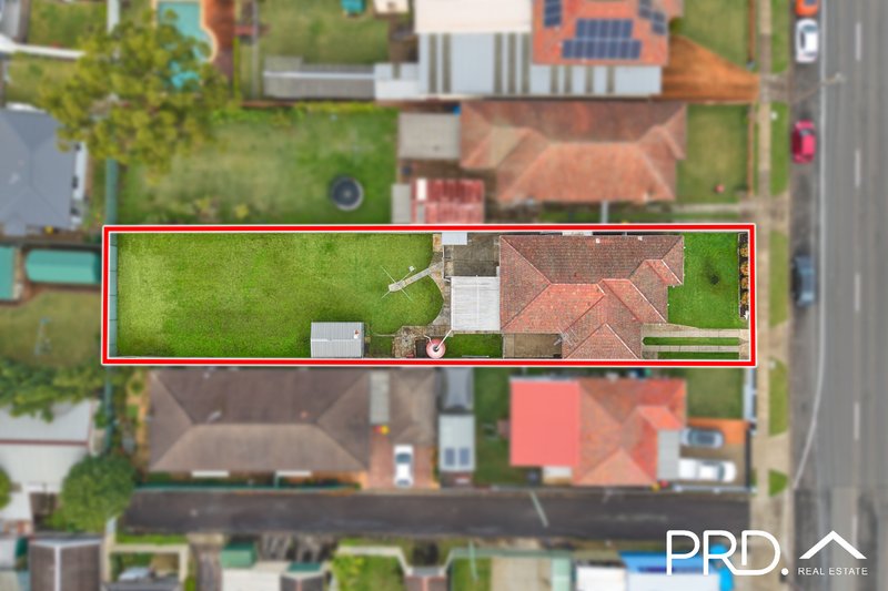 Photo - 3 Picnic Point Road, Panania NSW 2213 - Image 11