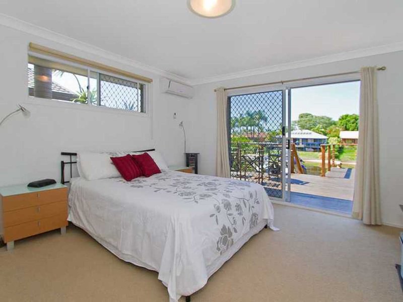 Photo - 3 Pilot Court, Mermaid Waters QLD 4218 - Image 6