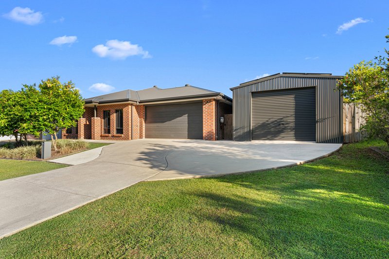 Photo - 3 Pineapple Place, Glass House Mountains QLD 4518 - Image 1