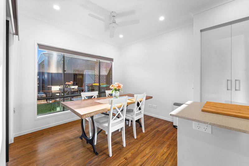 Photo - 3 Pineapple Place, Glass House Mountains QLD 4518 - Image 6