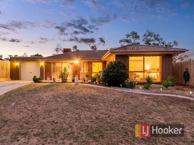 Photo - 3 Pioneer Place, Hampton Park VIC 3976 - Image 14