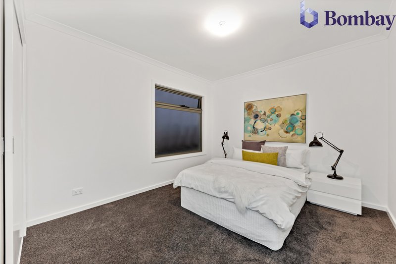 Photo - 3 Popran Walk, Wollert VIC 3750 - Image 8