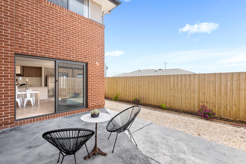 Photo - 3 Port Deakin Street, St Leonards VIC 3223 - Image 13