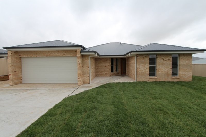 3 Press Court, Kelso NSW 2795